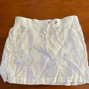 Athleta white linen skirt.